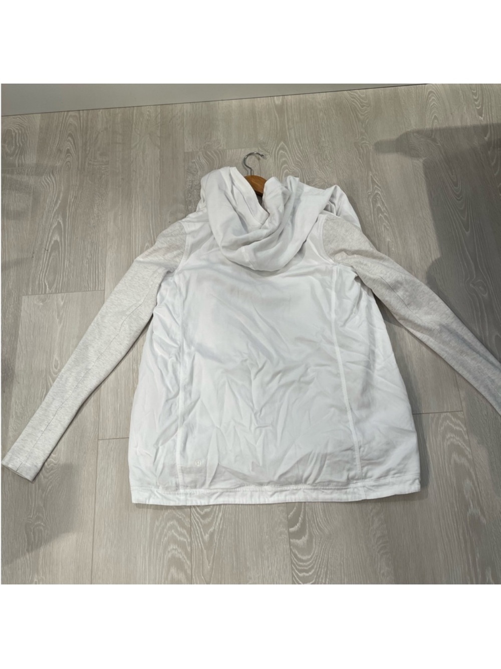 Lululemon Blissed Out Wrap Cardigan White / Heathered White size 4 - Picture 14 of 16